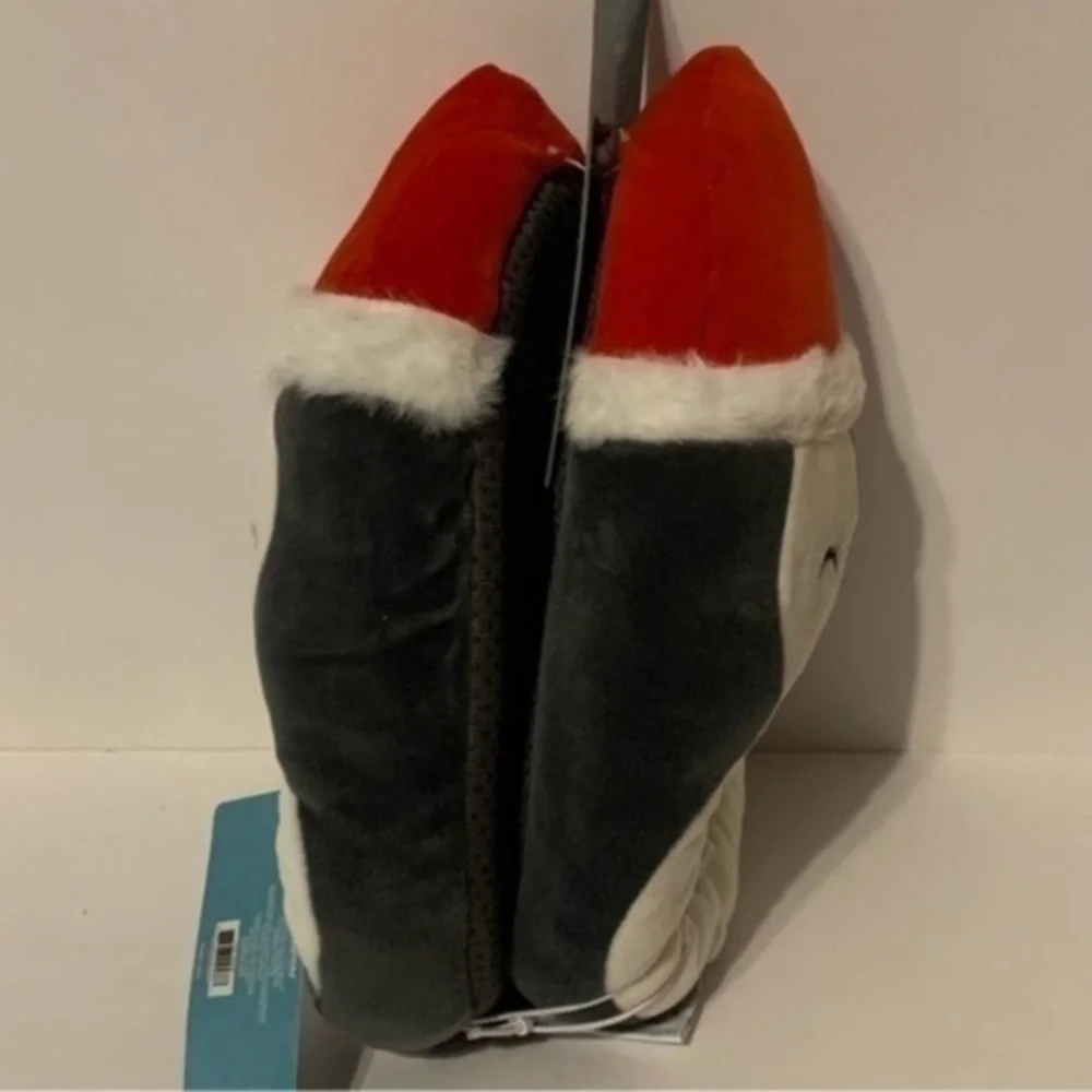 NWT. SQUISHMALLOWS Penguin Slippers